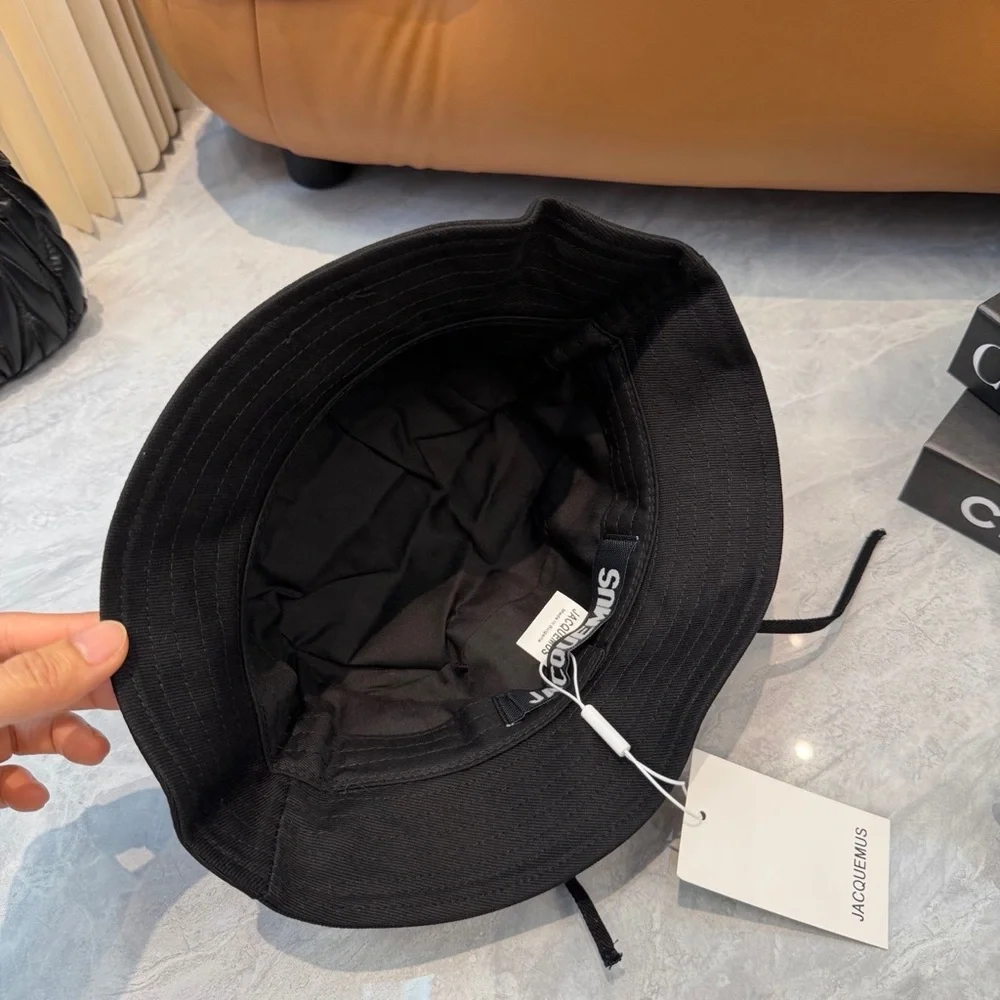 Jacquemus - Picture 5 of 7